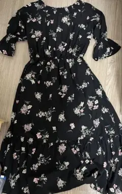 2way花柄黒ワンピース Fサイズ
