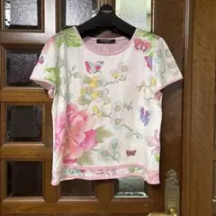 お安く♥️ロコ入り♥️レオナールカットソー - メルカリ