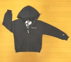 新品  チャンピオン  パーカー  140cm