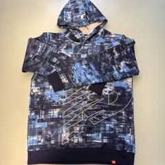 子供　ニューバランス　フード付きグラフィックパーカー　150