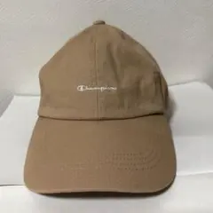 Champion ピンクベージュ キャップ