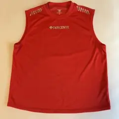 DESCENTE ノースリーブ トレーニングトップ 赤　Sサイズ