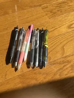 黒ボールペン 8本セット
