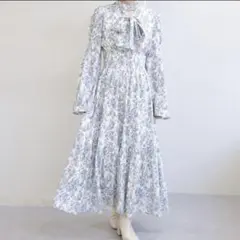 ナイスクラップ　ワンピース　花柄　ホワイト　NICE CLAUP