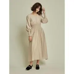Lily Brown ベージュ Vネック ワンピース サイズF