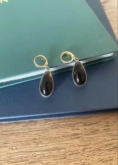 Item thumbnail for item c7b328c3-169c-47b2-ab37-6f240ad1fd3d