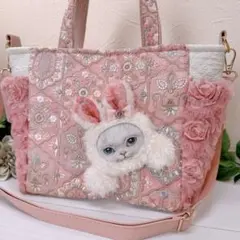 コヤンイサムチョン♡新作入荷インド刺繍！薔薇ファーオッドアイにゃんのトートバッグ