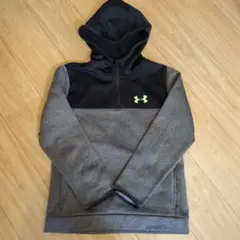 Under Armour パーカー