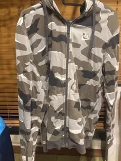 NIKE カモフラ柄 ジップアップパーカー メンズ