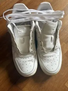 NIKE Air Force 1 ホワイト スニーカー