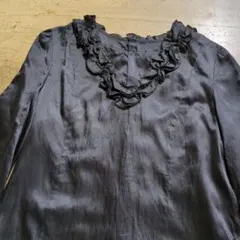値下げL フリル付き黒長袖シャツ