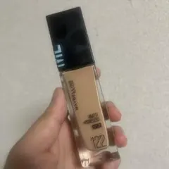 メイベリンフィットミーリキッドファンデーション122