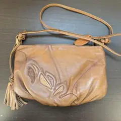 G1704 IBIZA　ショルダーバッグ　肩掛け　斜め掛け　イビザ　レザー