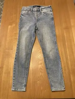 【中古品】 【8/16で出品終了】GAP ハイライズレギングジーンズのサムネイル