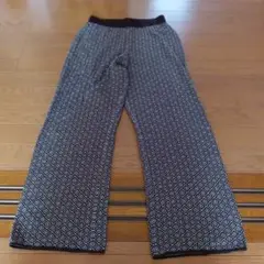 幾何学模様　ニットパンツ　M 未使用