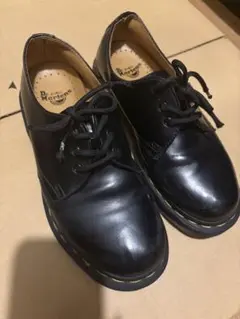 入学式に ドクターマーチン3ホール used 23センチ - メルカリ
