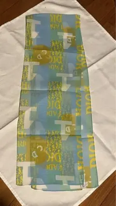 クリスチャンディオール　シルク スモール ストール