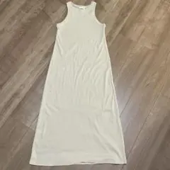 【GU】ノースリーブ　ワンピース