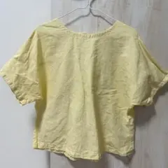 【無印良品】イエロー 半袖 ブラウス バックボタン ギャザーのサムネイル