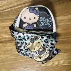 Hello Kitty スカーフ付きチャームリュック