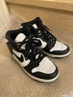 ダンクハイ スニーカー