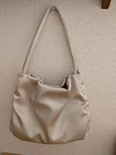 MICHEL KLEIN PARIS ショルダーバッグ シャンパンゴールドのサムネイル