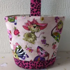 ロラライハリス ハンドメイドフリル付き巾着袋 新柄ねこちゃん♡③