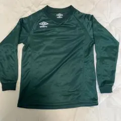 umbro 長袖 プロシルエット 150サイズ　ダークグリーン