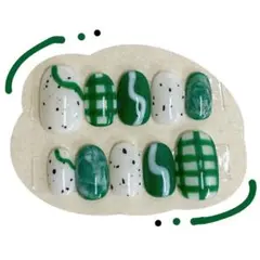 グリーン＆ダルメシアン ネイルチップ 既存デザイン(色・サイズ変更可能)