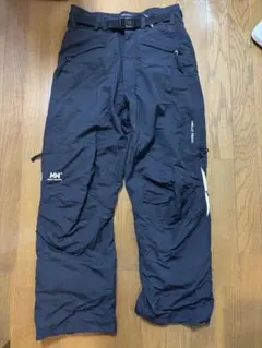 ナイロンパンツ