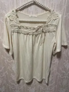 axes femme 半袖 カットソー アイボリー❤️のサムネイル