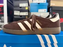 ADIDAS×JD Sports MUNCHEN オリーブ ブラック 27.5 - メルカリ