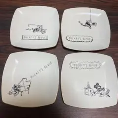 Mickey’s Revue ディズニー　お皿　4枚セット