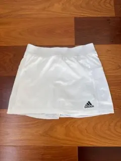ほぼ未使用　adidas CLIMATITE テニススカート　ジュニア Lサイズ