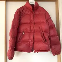 MONCLER バーガンディ ダウンジャケット - メルカリ
