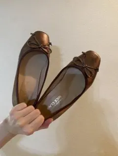 パンプスのサムネイル