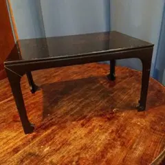 今月中の値下げです！骨董 黒漆塗り木製 花台