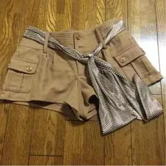 CECIL MCBEE ショートパンツ ズボン