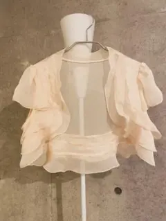 パーティ用ボレロ　オフホワイト　フリルで透け感有ります！