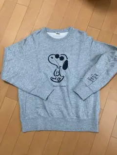 新品　未使用　ユニクロ　スヌーピー トレーナー　グレー