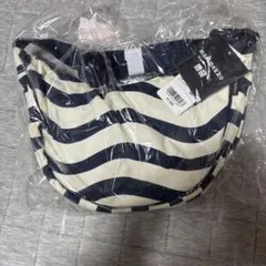 UNIQLO マリメッコ ラウンドミニショルダーバッグ ネイビー