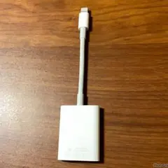 Apple Lightning - SDカードカメラリーダー MJYT2AM/A