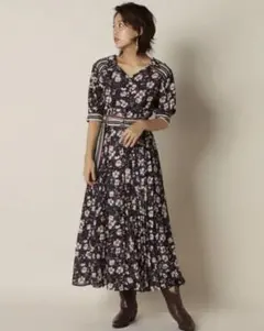 新品未使用 レディアゼル オリジナルヴィンテージフラワーシャツワンピース