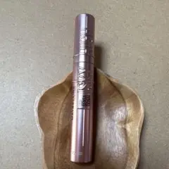 メイベリン　スカイハイ　ブラック