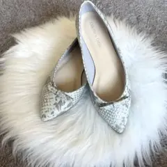 オデットエオディール　パイソン柄フラットパンプスポインテッドトューリボン22.5