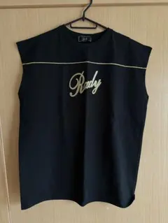 【新品】Rady ゴールドロゴ Tシャツのサムネイル