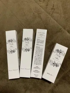 ピュアリースキン　ホワイトクリーム二本 ピュアリースキン リンクルホワイトクリーム 22g purely skin