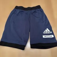 adidas ネイビー ハーフパンツ