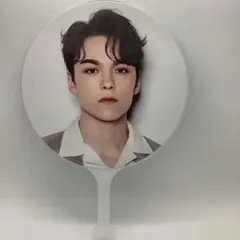 seventeen ドギョム　incomplete 缶バッジ　未開封 SEVENTEEN セブチ miniteen ドギョム 缶バッジ - メルカリ