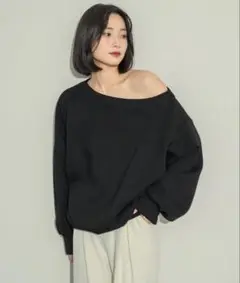 NEUNA ワンショルカットスウェット